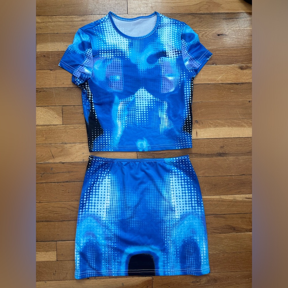 Women’s Festival 2 piece skirt set mini skirt with t-shirt swirl blue set